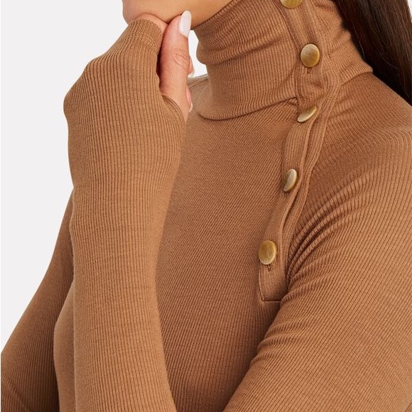 Speckled with tonal buttons along the shoulder, Alix NYC Lisbon Dress - Picture 4 of 7